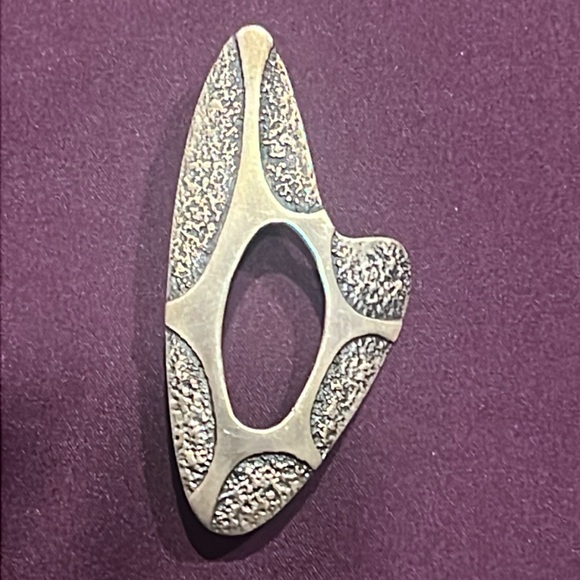 Vintage Silver Heart Brooch - Picture 14 of 17